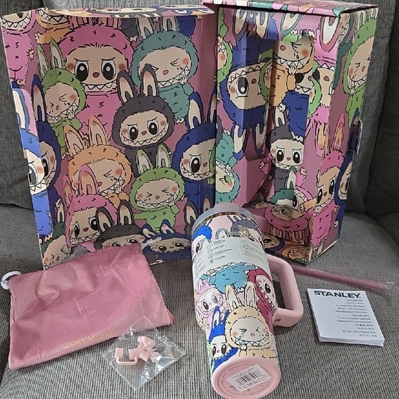 Stanley LoveShackFancy Labubu Quencher H2.0 Tumbler, 40oz. New In Collectors Box - Picture 11 of 13
